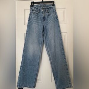 American Eagle Strigid Jeans